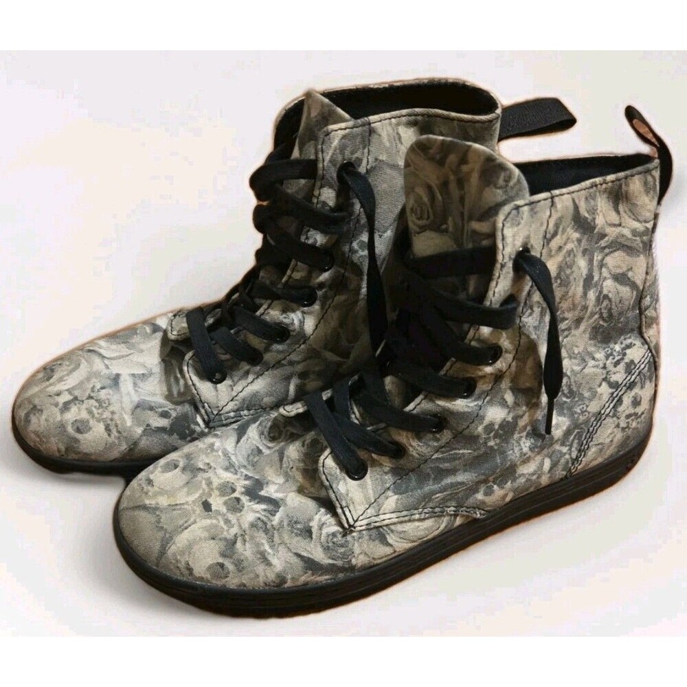 Dr. Martens Beckett Canvas Skull Roses Boots Men's 8 Women's 9 Black Grey 8-Eye